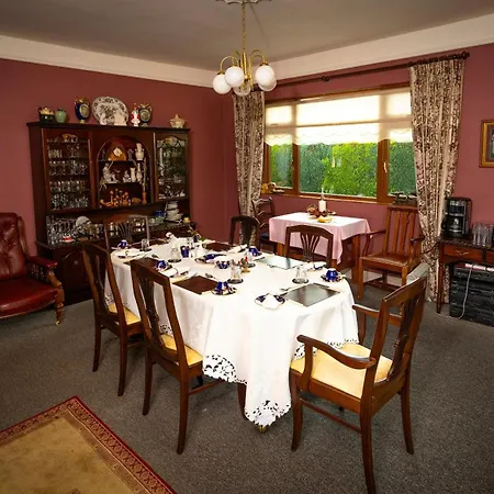 Bed & Breakfast Cradog B&b.
